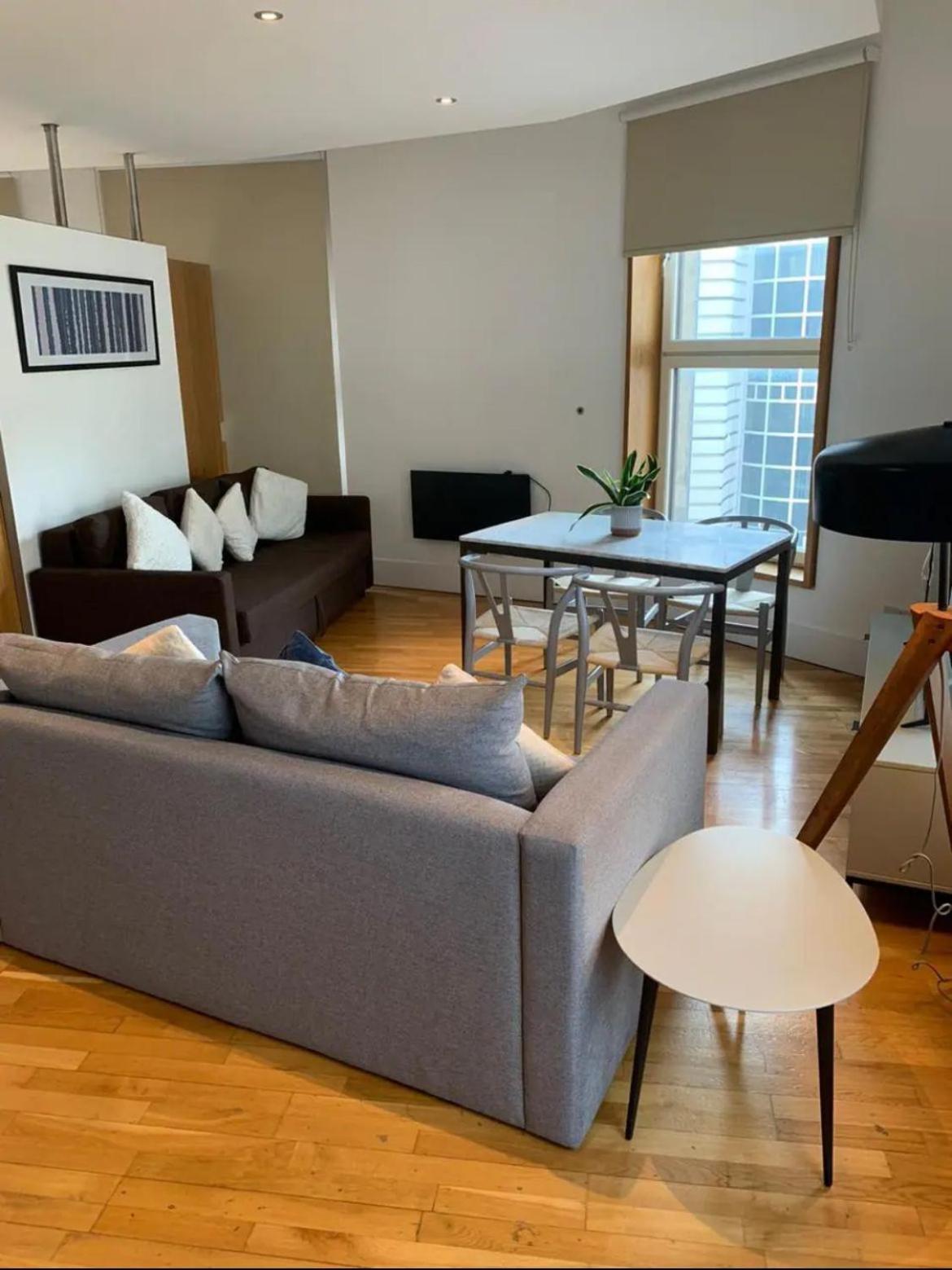 High Apartment In St James-Piccadilly Cov10 London Bagian luar foto